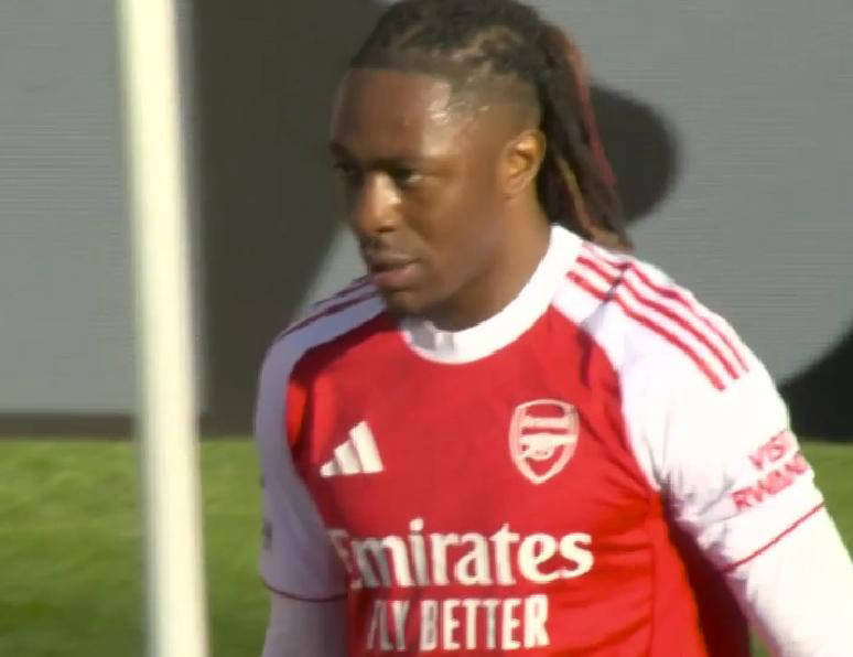 阿森纳全力争夺双冠王！主场1-0反超登顶，欧冠誓拼马竞，强者不两选一